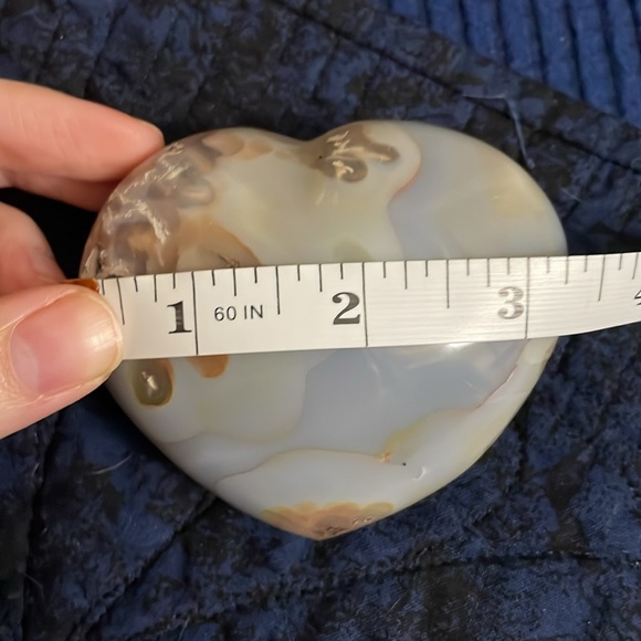 Medium 1 puffy flower agate heart - Picture 6 of 8